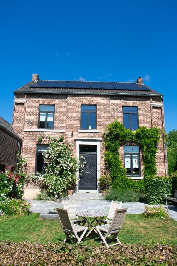 Haspengouw - Pastorij Holiday home Mettekoven